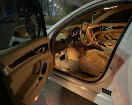 Белый Порше Панамера, объемом двигателя 3.6 л и пробегом 118 тыс. км за 18700 $, фото 10 на Automoto.ua