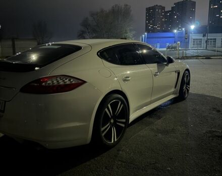 Белый Порше Панамера, объемом двигателя 3.6 л и пробегом 118 тыс. км за 18700 $, фото 5 на Automoto.ua