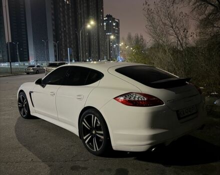 Белый Порше Панамера, объемом двигателя 3.6 л и пробегом 118 тыс. км за 18700 $, фото 3 на Automoto.ua