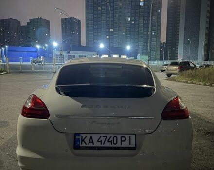 Белый Порше Панамера, объемом двигателя 3.6 л и пробегом 118 тыс. км за 18700 $, фото 4 на Automoto.ua