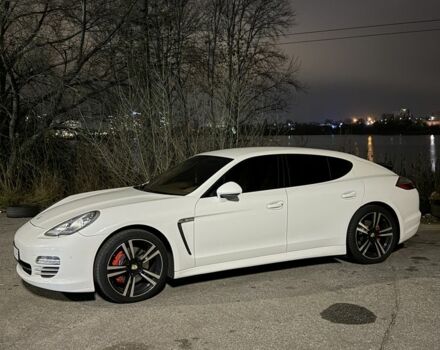 Белый Порше Панамера, объемом двигателя 3.6 л и пробегом 118 тыс. км за 18700 $, фото 2 на Automoto.ua