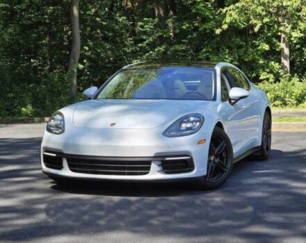 Білий Порше Panamera, об'ємом двигуна 3 л та пробігом 57 тис. км за 30000 $, фото 2 на Automoto.ua