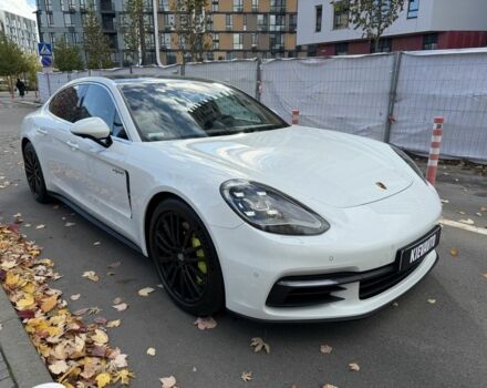 Белый Порше Панамера, объемом двигателя 2.9 л и пробегом 100 тыс. км за 59000 $, фото 7 на Automoto.ua