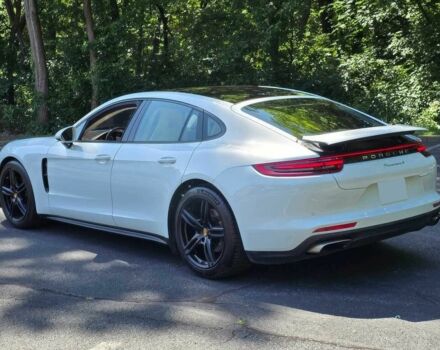 Білий Порше Panamera, об'ємом двигуна 3 л та пробігом 57 тис. км за 30000 $, фото 5 на Automoto.ua