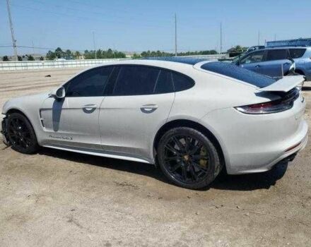 Білий Порше Panamera, об'ємом двигуна 4 л та пробігом 13 тис. км за 35000 $, фото 1 на Automoto.ua