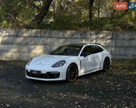 Белый Порше Панамера, объемом двигателя 2.89 л и пробегом 91 тыс. км за 65000 $, фото 7 на Automoto.ua
