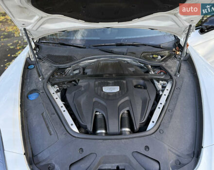 Белый Порше Панамера, объемом двигателя 2.89 л и пробегом 91 тыс. км за 65000 $, фото 32 на Automoto.ua