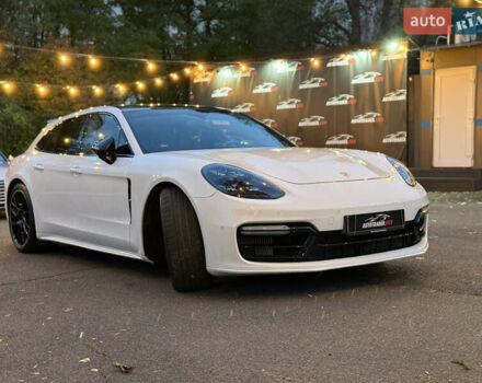 Белый Порше Панамера, объемом двигателя 2.89 л и пробегом 91 тыс. км за 65000 $, фото 2 на Automoto.ua