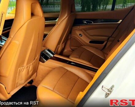 Білий Порше Panamera, об'ємом двигуна 4.8 л та пробігом 208 тис. км за 21000 $, фото 3 на Automoto.ua