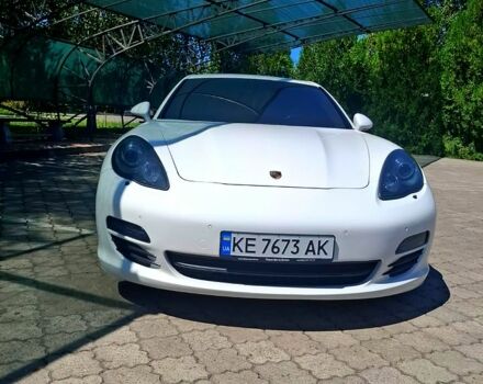 Білий Порше Panamera, об'ємом двигуна 4.8 л та пробігом 177 тис. км за 30000 $, фото 1 на Automoto.ua