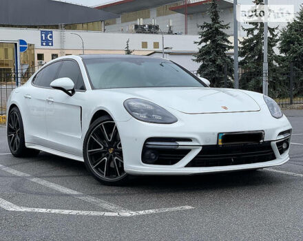 Білий Порше Panamera, об'ємом двигуна 3 л та пробігом 76 тис. км за 66000 $, фото 3 на Automoto.ua