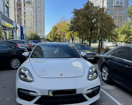 Білий Порше Panamera, об'ємом двигуна 3 л та пробігом 76 тис. км за 66000 $, фото 35 на Automoto.ua