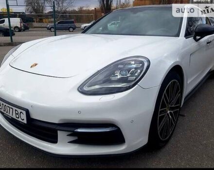 Білий Порше Panamera, об'ємом двигуна 3 л та пробігом 71 тис. км за 73500 $, фото 4 на Automoto.ua