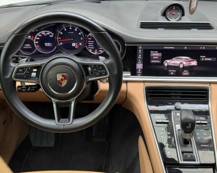 Белый Порше Панамера, объемом двигателя 3 л и пробегом 49 тыс. км за 56000 $, фото 4 на Automoto.ua