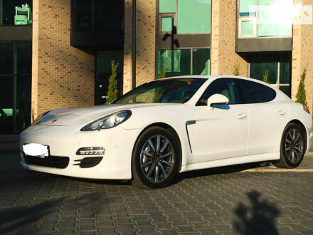 Порше Panamera 2009 у Хмельницькому на Automoto.ua Білий Порше Panamera, об'ємом двигуна 4.8 л та пробігом 119 тис. км за 20999 $, фото 1 на Automoto.ua