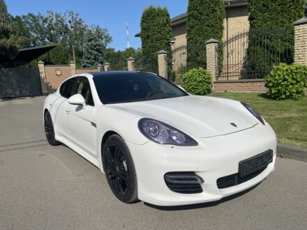 Білий Порше Panamera, об'ємом двигуна 4.8 л та пробігом 162 тис. км за 25000 $, фото 1 на Automoto.ua