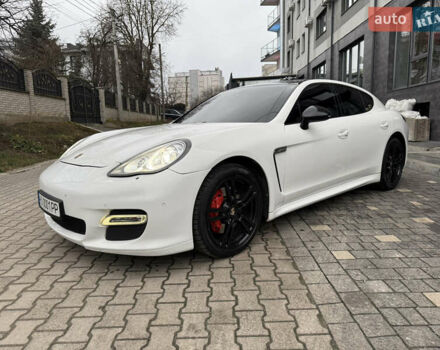 Белый Порше Панамера, объемом двигателя 4.8 л и пробегом 139 тыс. км за 17000 $, фото 1 на Automoto.ua