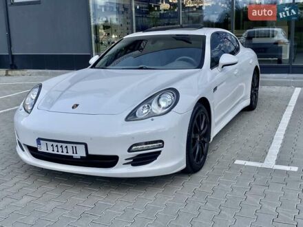 Білий Порше Panamera, об'ємом двигуна 4.81 л та пробігом 119 тис. км за 23450 $, фото 1 на Automoto.ua