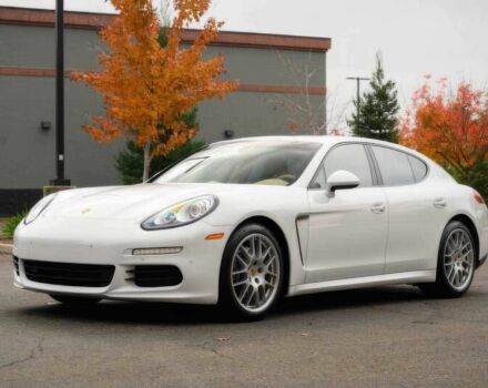 Белый Порше Панамера, объемом двигателя 3.6 л и пробегом 78 тыс. км за 11500 $, фото 1 на Automoto.ua