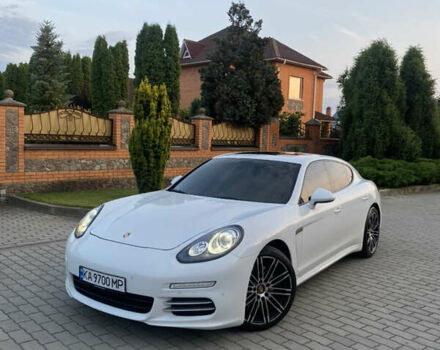 Білий Порше Panamera, об'ємом двигуна 3.61 л та пробігом 97 тис. км за 32000 $, фото 1 на Automoto.ua