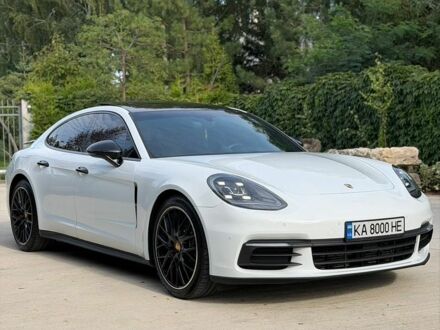 Білий Порше Panamera, об'ємом двигуна 3 л та пробігом 130 тис. км за 44000 $, фото 1 на Automoto.ua