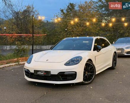 Порше Панамера 2018 в Киеве на Automoto.ua Белый Порше Панамера, объемом двигателя 2.89 л и пробегом 91 тыс. км за 65000 $, фото 1 на Automoto.ua