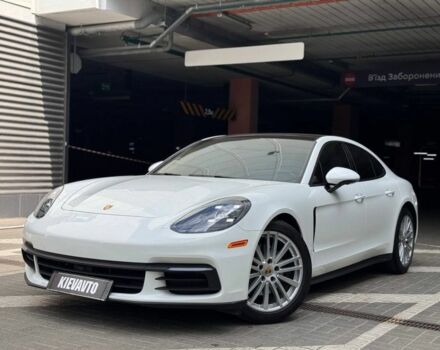 Порше Панамера 2019 в Киеве на Automoto.ua Белый Порше Панамера, объемом двигателя 3 л и пробегом 49 тыс. км за 56000 $, фото 1 на Automoto.ua