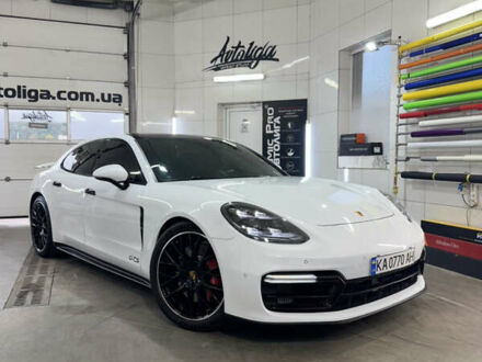 Порше Panamera 2019 у Києві на Automoto.ua Білий Порше Panamera, об'ємом двигуна 4 л та пробігом 47 тис. км за 89900 $, фото 1 на Automoto.ua