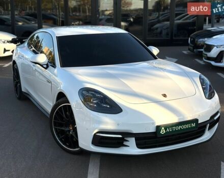 Білий Порше Panamera, об'ємом двигуна 2.9 л та пробігом 60 тис. км за 74500 $, фото 1 на Automoto.ua