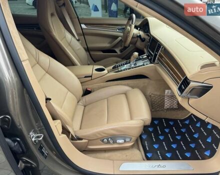 Порше Панамера 2011 в Ровно на Automoto.ua Бежевый Порше Панамера, объемом двигателя 4.8 л и пробегом 147 тыс. км за 22700 $, фото 36 на Automoto.ua