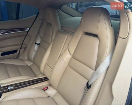 Порше Панамера 2011 в Ровно на Automoto.ua Бежевый Порше Панамера, объемом двигателя 4.8 л и пробегом 147 тыс. км за 22700 $, фото 26 на Automoto.ua