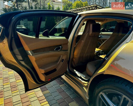 Бежевый Порше Панамера, объемом двигателя 3.61 л и пробегом 260 тыс. км за 15000 $, фото 19 на Automoto.ua