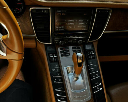 Бежевый Порше Панамера, объемом двигателя 3.61 л и пробегом 260 тыс. км за 15000 $, фото 11 на Automoto.ua