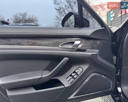 Черный Порше Панамера, объемом двигателя 4.81 л и пробегом 133 тыс. км за 15900 $, фото 10 на Automoto.ua