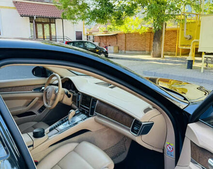 Черный Порше Панамера, объемом двигателя 4.8 л и пробегом 167 тыс. км за 19900 $, фото 31 на Automoto.ua