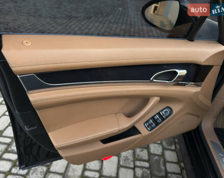 Черный Порше Панамера, объемом двигателя 4.81 л и пробегом 144 тыс. км за 18700 $, фото 40 на Automoto.ua