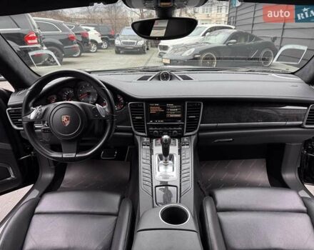Черный Порше Панамера, объемом двигателя 4.81 л и пробегом 133 тыс. км за 15900 $, фото 17 на Automoto.ua
