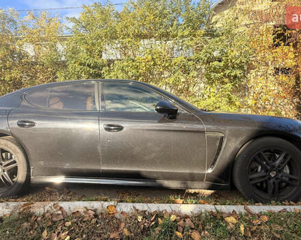 Черный Порше Панамера, объемом двигателя 4.8 л и пробегом 153 тыс. км за 16500 $, фото 2 на Automoto.ua