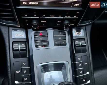 Чорний Порше Panamera, об'ємом двигуна 4.81 л та пробігом 173 тис. км за 15990 $, фото 17 на Automoto.ua