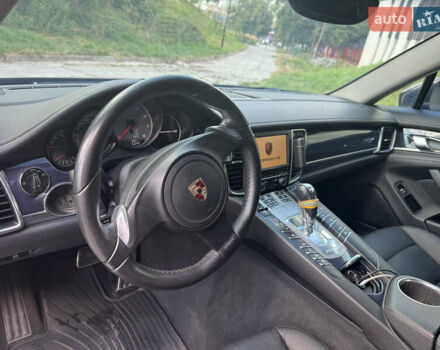 Черный Порше Панамера, объемом двигателя 4.81 л и пробегом 170 тыс. км за 17400 $, фото 2 на Automoto.ua
