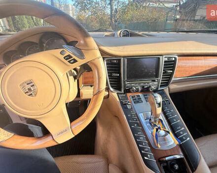 Черный Порше Панамера, объемом двигателя 4.8 л и пробегом 153 тыс. км за 16500 $, фото 14 на Automoto.ua