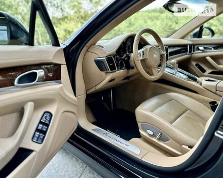 Чорний Порше Panamera, об'ємом двигуна 3.61 л та пробігом 140 тис. км за 29950 $, фото 23 на Automoto.ua