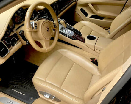 Черный Порше Панамера, объемом двигателя 3.6 л и пробегом 155 тыс. км за 23000 $, фото 9 на Automoto.ua