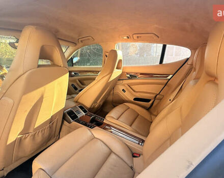 Черный Порше Панамера, объемом двигателя 4.8 л и пробегом 153 тыс. км за 16500 $, фото 18 на Automoto.ua