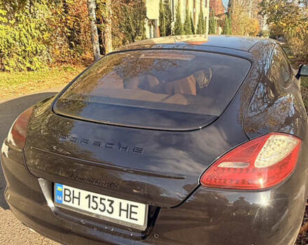 Черный Порше Панамера, объемом двигателя 4.8 л и пробегом 153 тыс. км за 16500 $, фото 4 на Automoto.ua