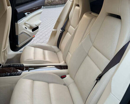 Чорний Порше Panamera, об'ємом двигуна 4.81 л та пробігом 98 тис. км за 35000 $, фото 12 на Automoto.ua