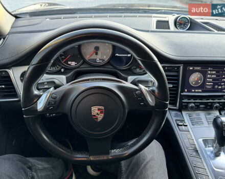 Черный Порше Панамера, объемом двигателя 4.81 л и пробегом 162 тыс. км за 19800 $, фото 42 на Automoto.ua