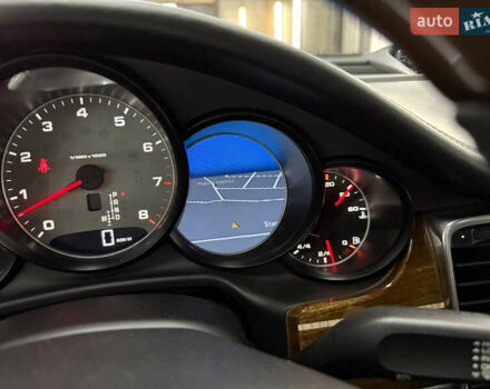 Чорний Порше Panamera, об'ємом двигуна 4.81 л та пробігом 151 тис. км за 23000 $, фото 8 на Automoto.ua