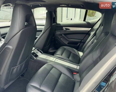 Черный Порше Панамера, объемом двигателя 4.81 л и пробегом 120 тыс. км за 37900 $, фото 8 на Automoto.ua