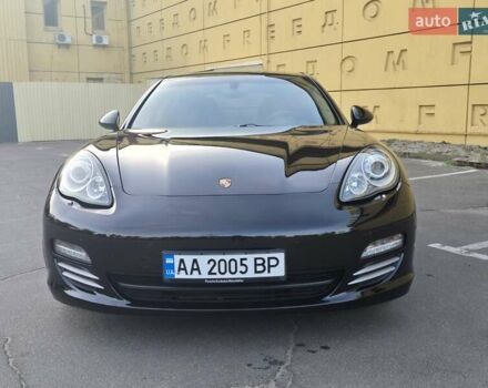 Черный Порше Панамера, объемом двигателя 4.81 л и пробегом 82 тыс. км за 22900 $, фото 2 на Automoto.ua